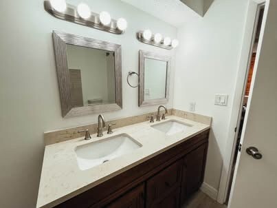 Foto del edificio - 17 Deer Creek Rd