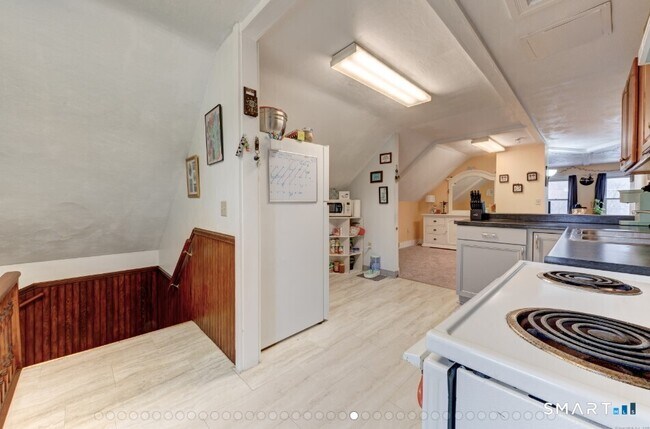 Foto del edificio - 39-43-43 Main St