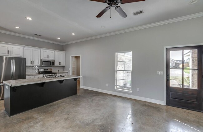 Foto del edificio - Beautiful New 3 Bed 2 Bath Home in Greenfield Station!