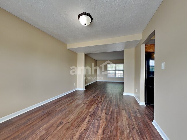 Building Photo - 1303 Black Lake Ct
