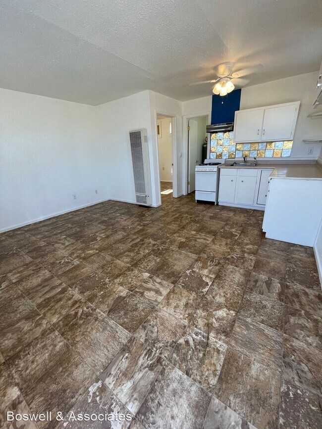 Foto del edificio - 1 br, 1 bath House - 3002 1/2 Franklin Ave
