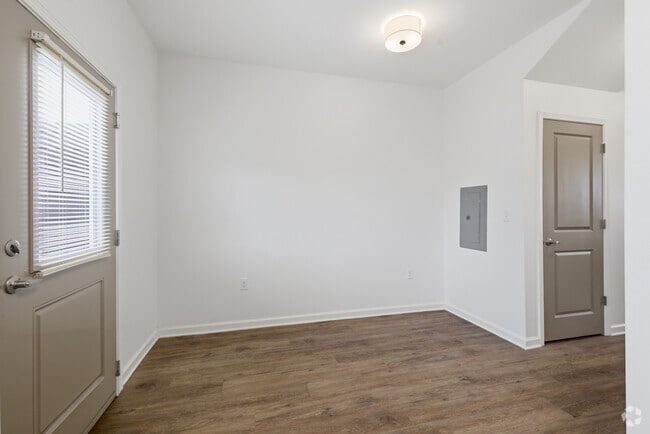 The Calcasieu 2BR, 2BA - 1,086SF - Dining Room - Benoit Townhomes