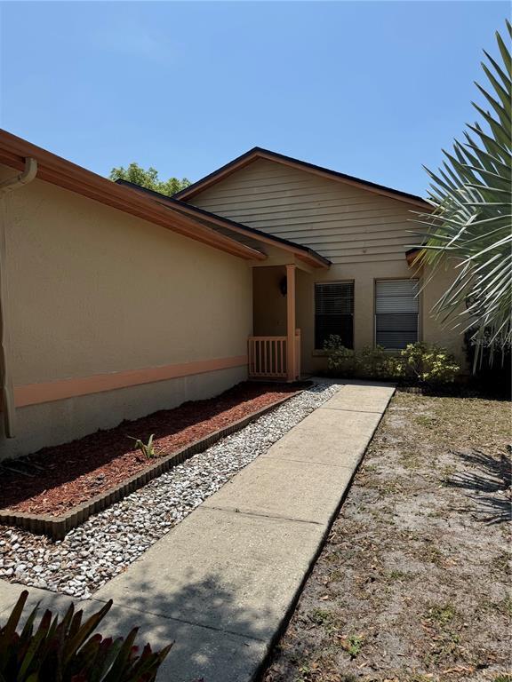 Foto del edificio - 1618 Bobolink Ln