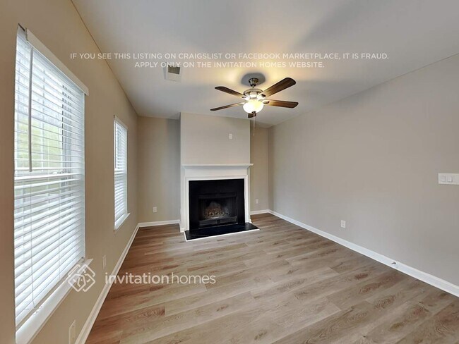 Foto del edificio - 1542 Elm Log Ct