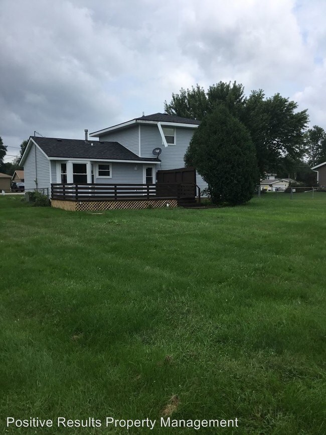 Building Photo - 3 br, 1.5 bath House - 467 Brentwood