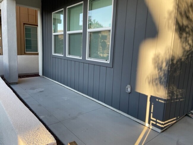 Foto del edificio - Stunning 3 bedroom 3 bath home in the Grea...