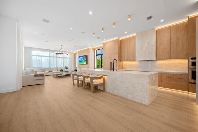 Foto del edificio - 5735 SW 104th Ter