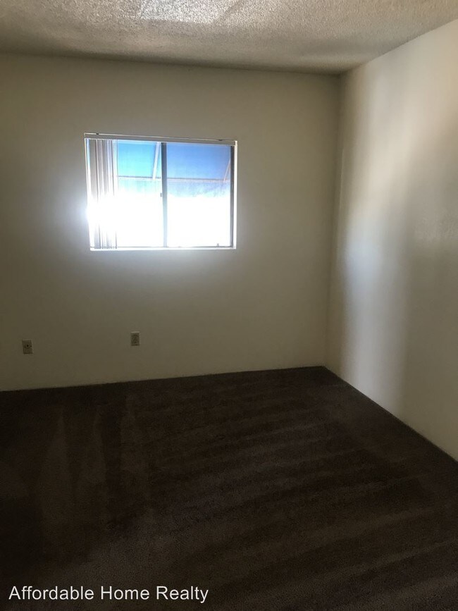 Foto del edificio - 2438 N Palo Verde Ave
