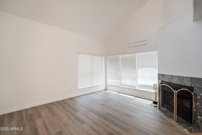 Foto del edificio - 1121 W Manor St