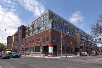 Building Photo - 150-150 Logan Ave