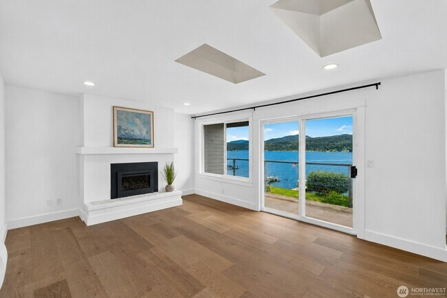 Foto del edificio - 612 Northshore Dr
