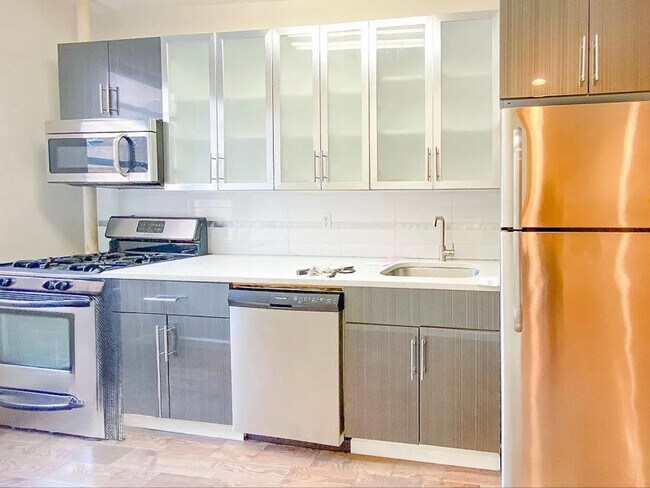 Foto del edificio - 240 Crown St