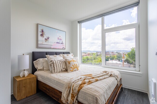 Interior Photo - Koz on Sandy