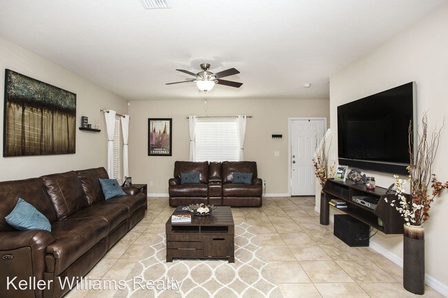 Building Photo - 2 br, 2.5 bath House - 4745 Somerset Hill Ln