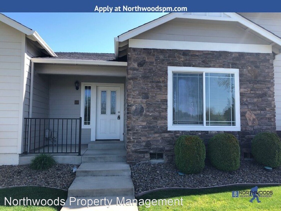 Primary Photo - 2 br, 2 bath House - 330 Cheney Loop