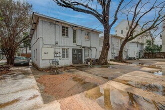 Building Photo - 1824 W Main St