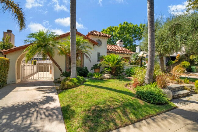 Foto del edificio - 2347 Glendon Ave