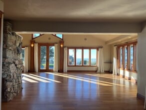 Building Photo - 3041 Table Bluff Rd