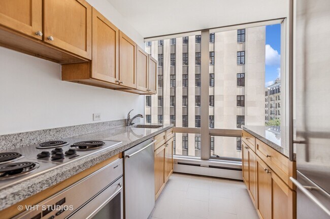 Foto del edificio - 1300 N Astor St