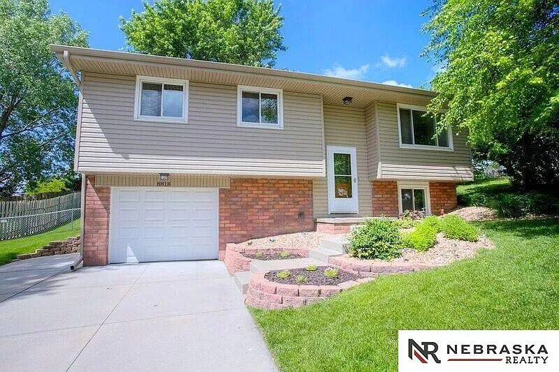 8818 S 143rd Ave, Omaha, NE 68138 House Rental in Omaha, NE