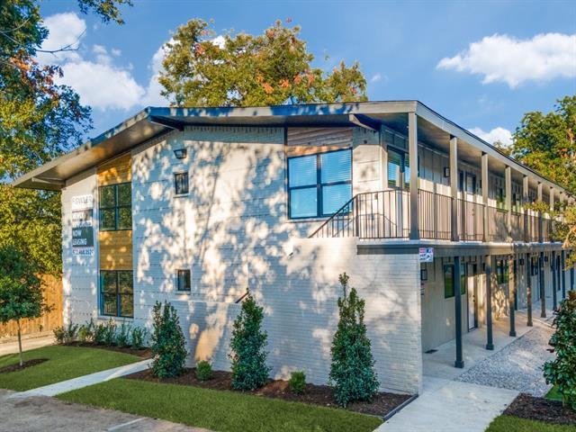 Foto principal - 5909 Gaston Ave