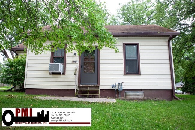 Building Photo - 5501 J St