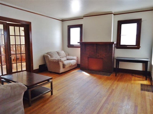 Foto del edificio - 5 br, 2 bath House - 1327 S State St 1327 ...