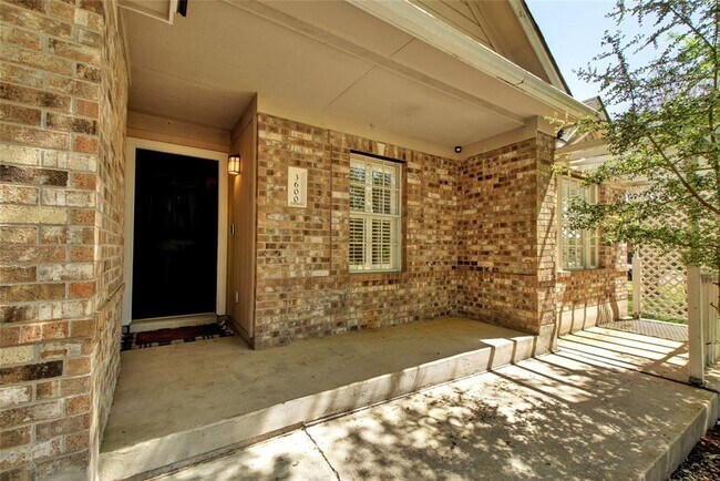 Building Photo - 3600 Malone Dr
