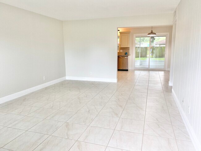 Foto del edificio - 5817 17th Ave N