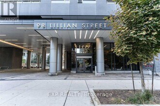 Building Photo - 98 Lillian St