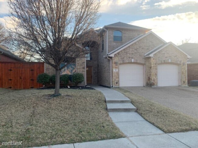 Building Photo - 7469 Fossil Ridge Dr