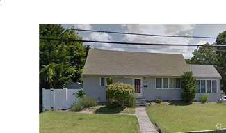 Building Photo - 700 McCall Ave