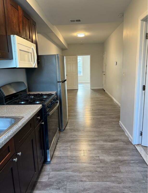 Foto del edificio - 148 3rd St