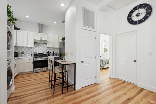 Foto del edificio - 524 Tipperary Dr