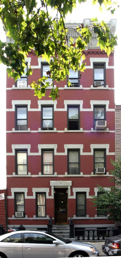 Foto principal - 148 N 8th St