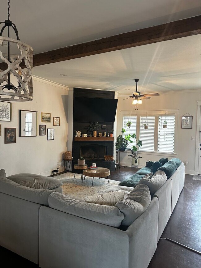 Foto del edificio - Gorgeous 3 Bedroom Home in North Bossier