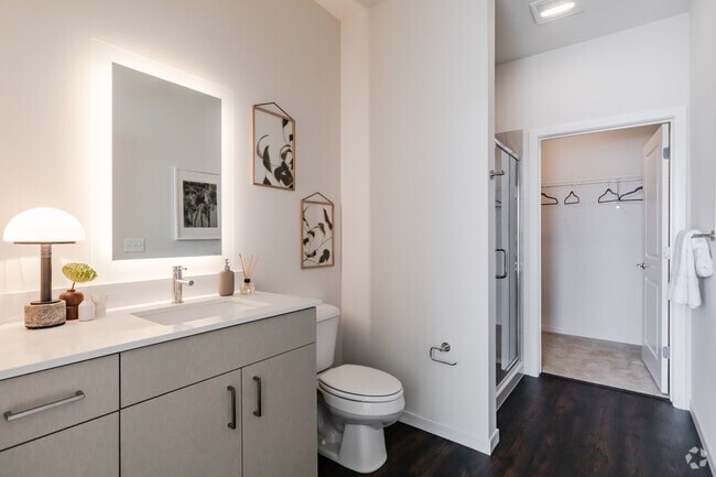 1BR, 1BA - Bathroom - Lumen Fox Valley