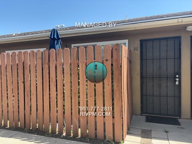 Foto del edificio - CHARMING 2-BEDROOM CONDO FOR RENT IN RIVER...
