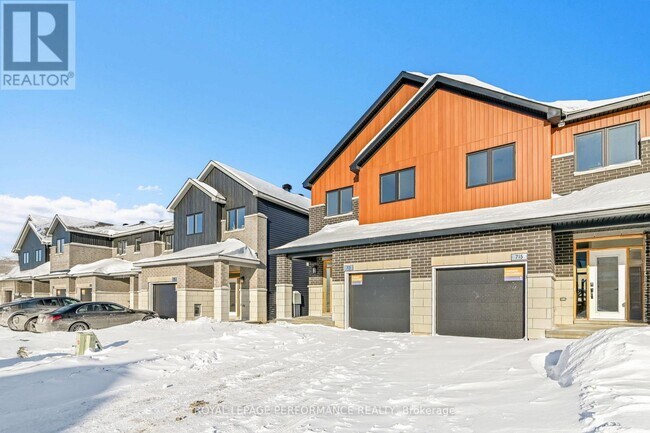 Building Photo - 713 Montrichard Rd