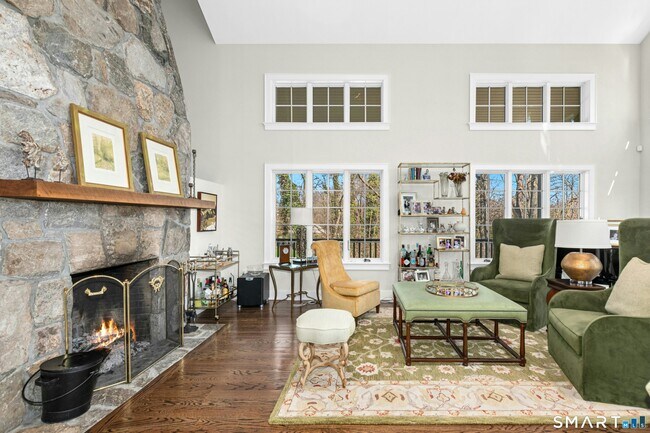 Foto del edificio - 9 Dancing Bear Rd