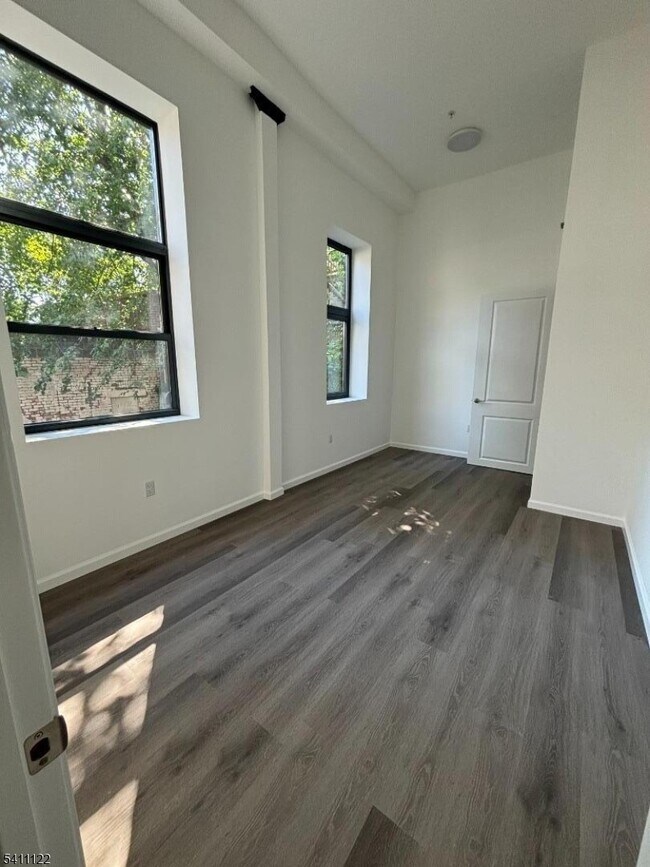 Foto del edificio - 24 Elm St