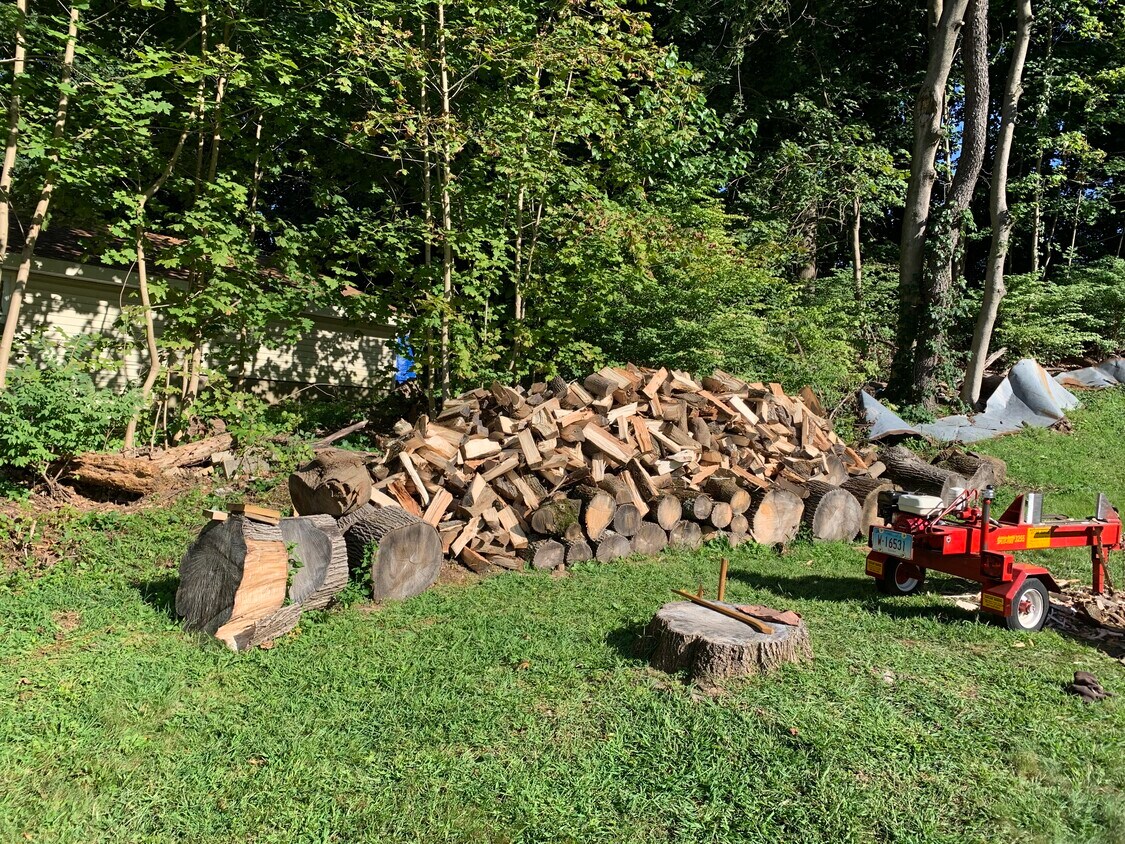 83 Constitution St Unit 1 bedroom Apartment, Wallingford, CT 06492 Apartments in Wallingford