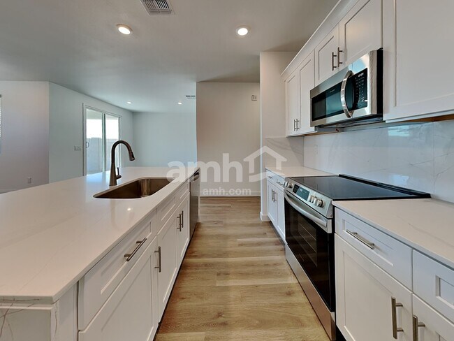 Foto del edificio - 20177 W Thomas Rd