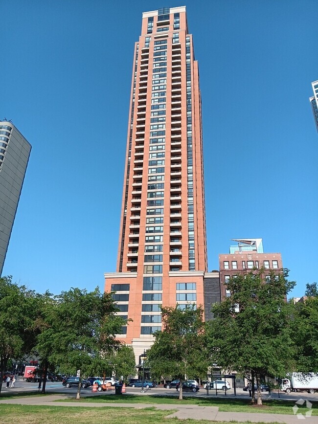 Building Photo - 1160 S Michigan Ave