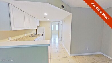 Building Photo - 4750 Seahawk Ct