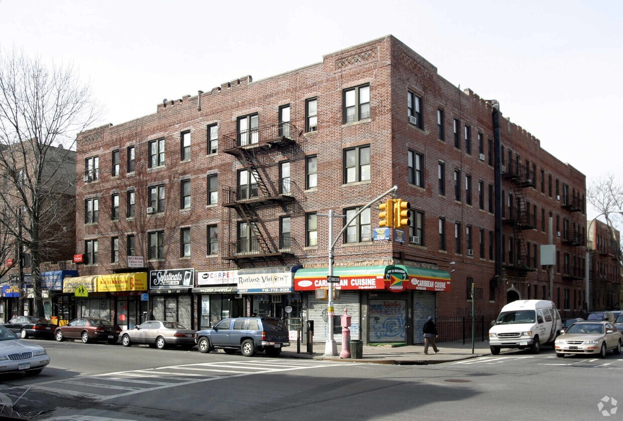 Primary Photo - 86 E 94th St
