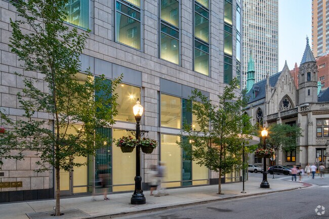 Foto del edificio - 50 E Chestnut St