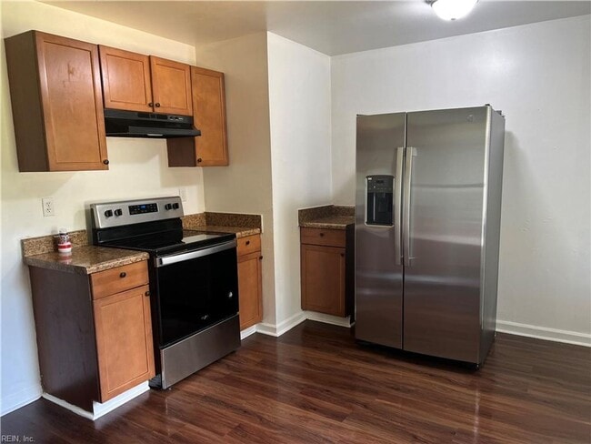 Building Photo - 3-Bedroom Ranch in Camellia Gardens