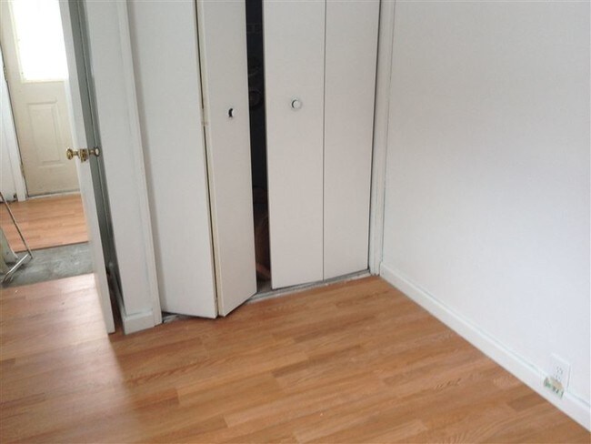 Foto del edificio - 2 br, 1 bath House - 2611 E Ashby Rd