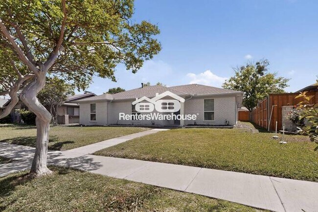 Building Photo - Cutest Home On The Market In Garland!!!